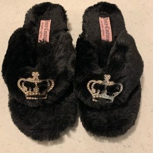 Juicy Couture Crown Slipper